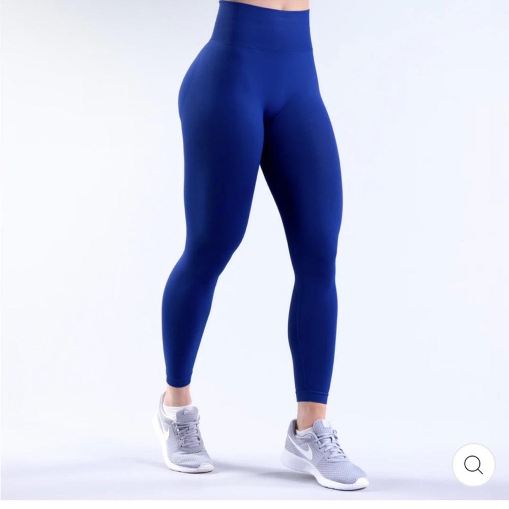 DFYNE Scrunch Sculpt Impact Leggings Enchanted Blue - Picture 2 of 10